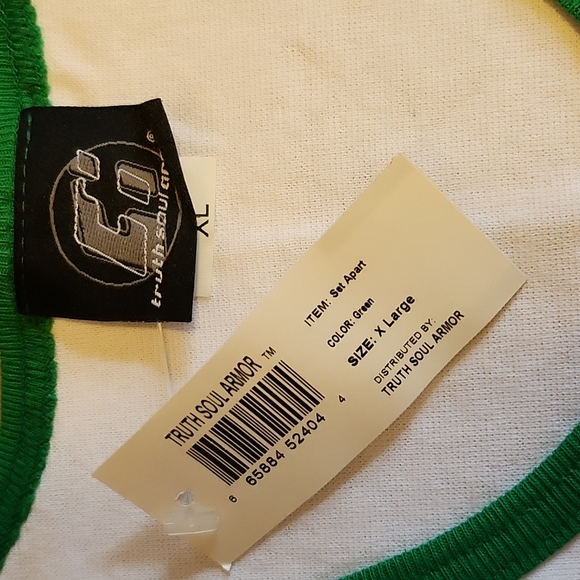 Truth Soul Armor XL white & green v-neck tank top - Picture 2 of 4